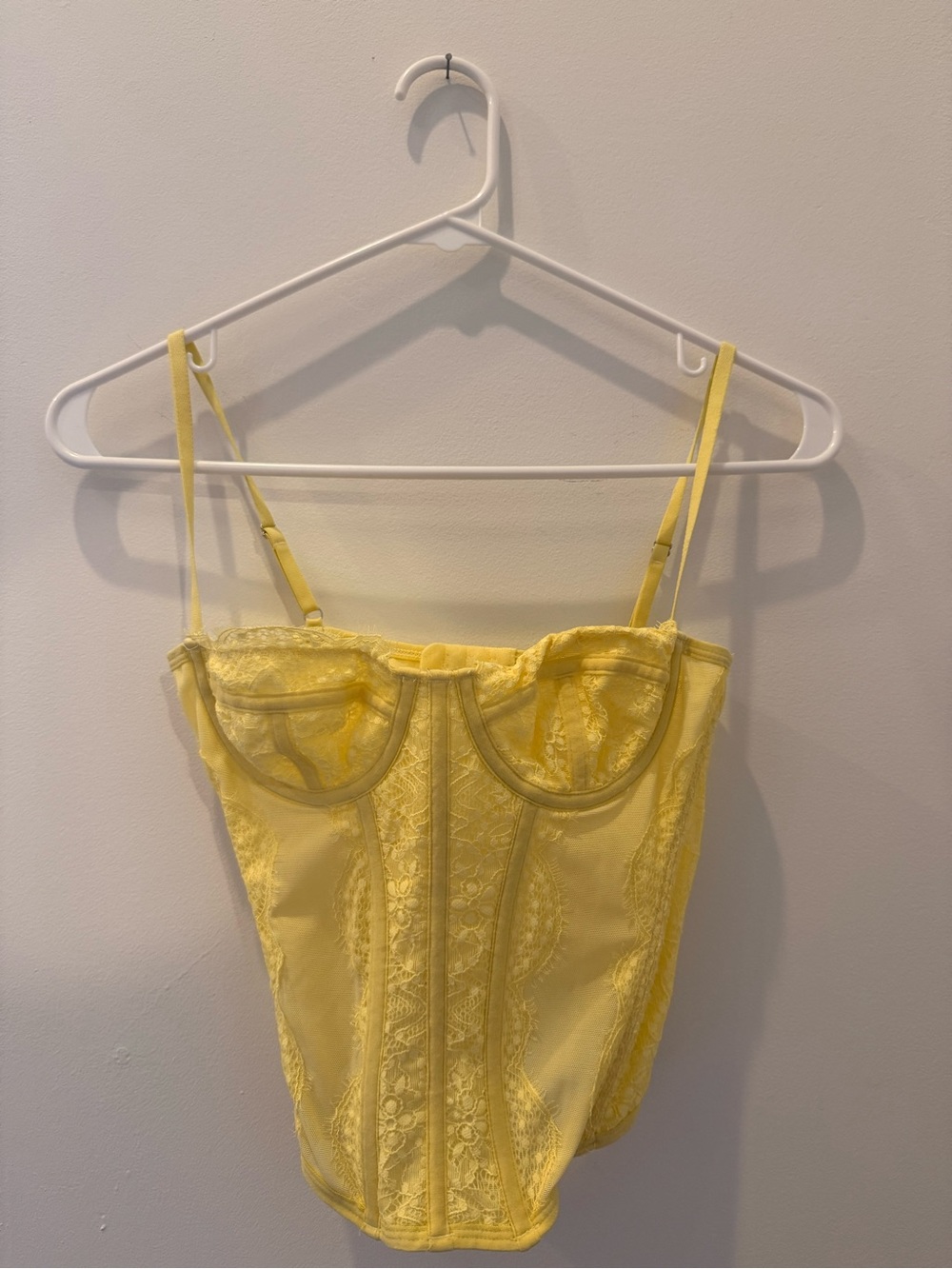 Yellow Lace Underwire Bustier Corset Top - Women Intimates